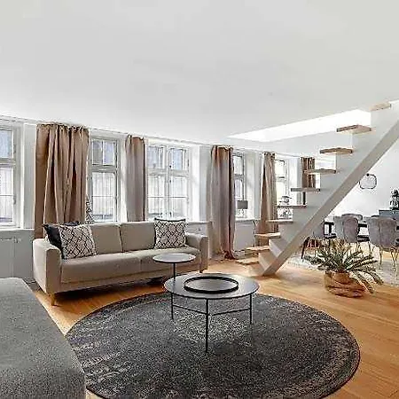 Fantastic Bright With A Balcony In The Heart Of Hotel Kopenhagen